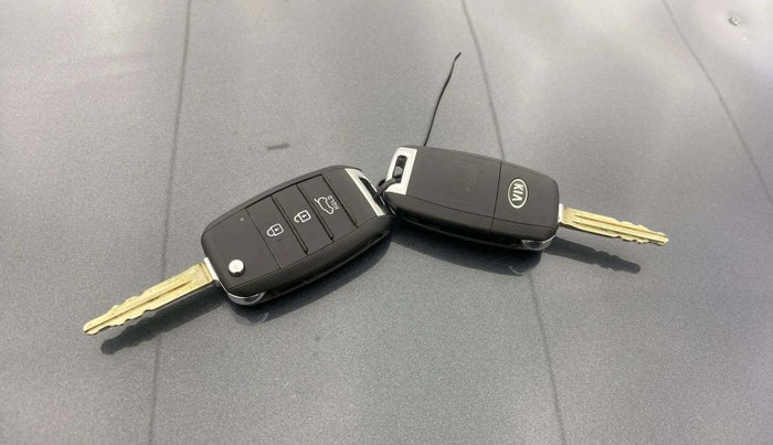 2019 KIA SELTOS HTK 1.5 PETROL, Petrol, Manual, 32,810 km, Key Close Up