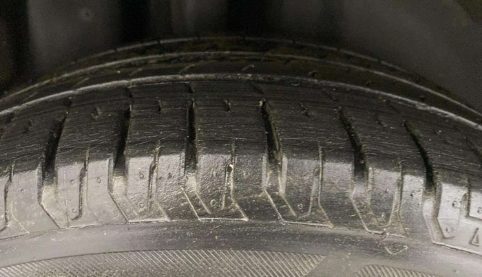 2018 Volkswagen Polo GT TSI AT, Petrol, Automatic, 74,449 km, Right Rear Tyre Tread