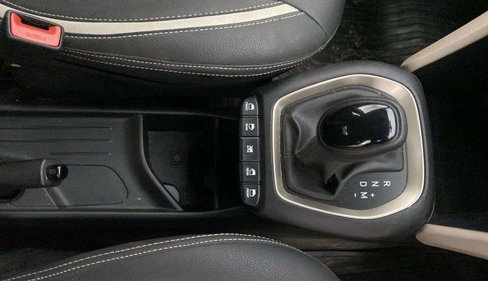 2021 Hyundai NEW SANTRO SPORTZ AMT, Petrol, Automatic, 9,258 km, Gear Lever