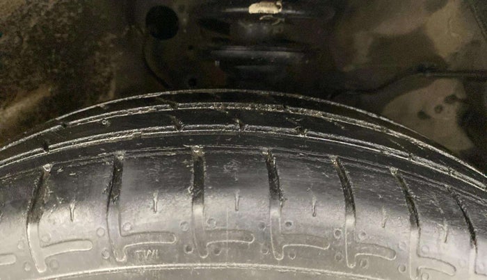 2019 Maruti S PRESSO VXI+, Petrol, Manual, 15,736 km, Right Front Tyre Tread