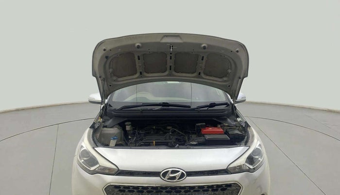 2017 Hyundai Elite i20 ASTA 1.2 (O), Petrol, Manual, 27,186 km, Open Bonet