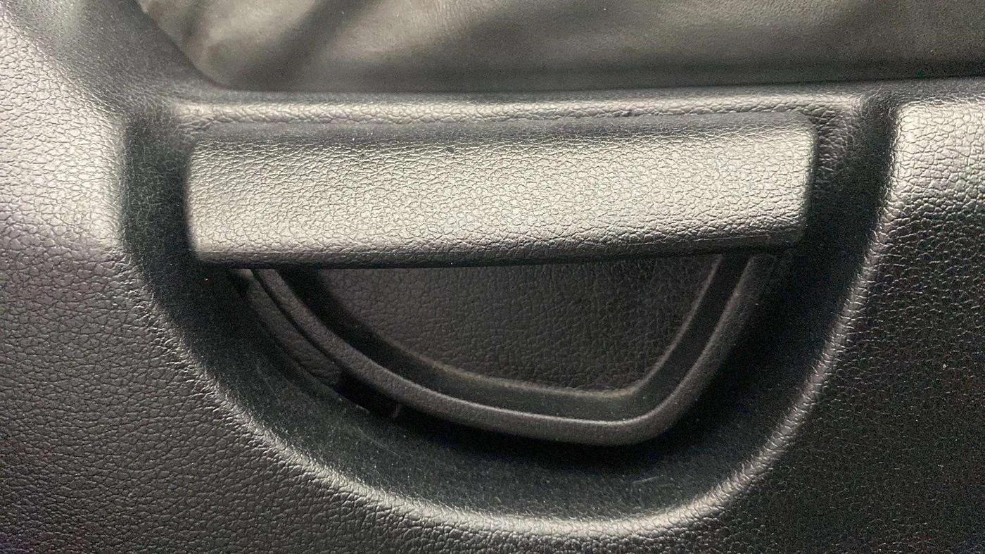 2018 Hyundai NEW SANTRO ASTA MT, Petrol, Manual, 64,132 km, Driver Side Adjustment Panel