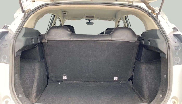 2018 Tata NEXON XM PETROL, Petrol, Manual, 63,006 km, Boot Inside