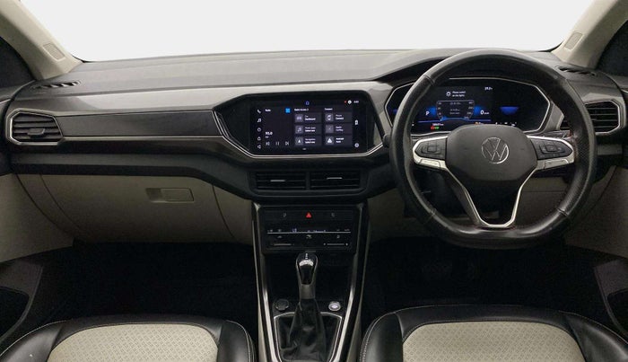 2022 Volkswagen TAIGUN TOPLINE 1.0 TSI AT, Petrol, Automatic, 38,365 km, Dashboard