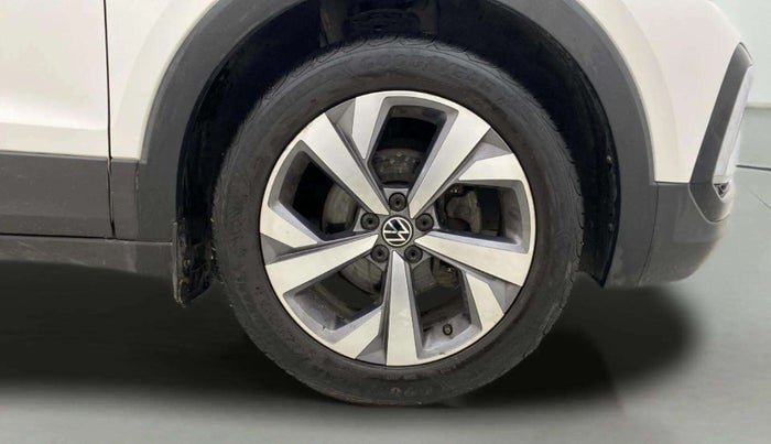 2022 Volkswagen TAIGUN TOPLINE 1.0 TSI AT, Petrol, Automatic, 38,365 km, Right Front Wheel