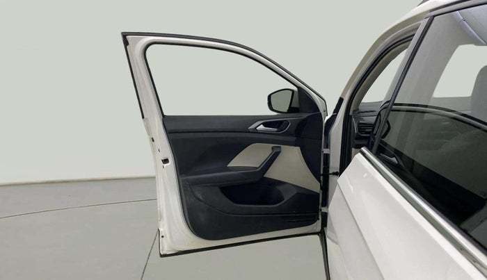 2022 Volkswagen TAIGUN TOPLINE 1.0 TSI AT, Petrol, Automatic, 38,365 km, LHS Front Door