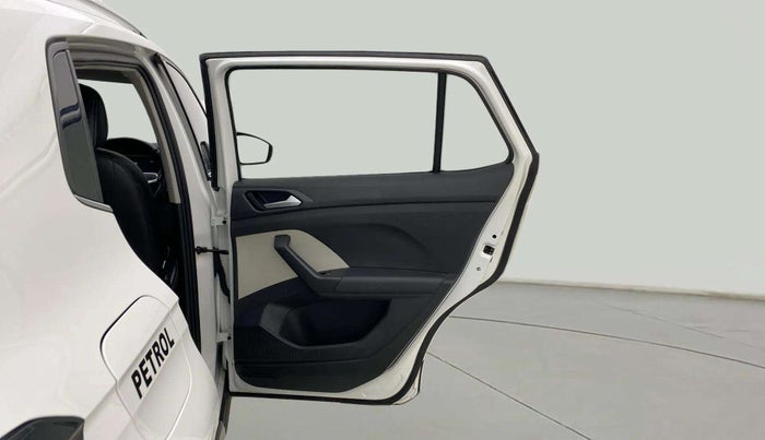 2022 Volkswagen TAIGUN TOPLINE 1.0 TSI AT, Petrol, Automatic, 38,365 km, RHS Rear Door