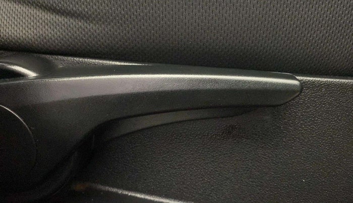 2017 Tata Tiago XZ PETROL, CNG, Manual, 92,453 km, Driver Side Adjustment Panel