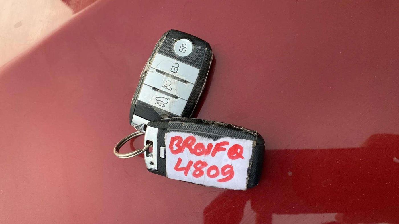 2022 KIA SELTOS HTK PLUS 1.5, Petrol, Manual, 20,158 km, Key Close Up