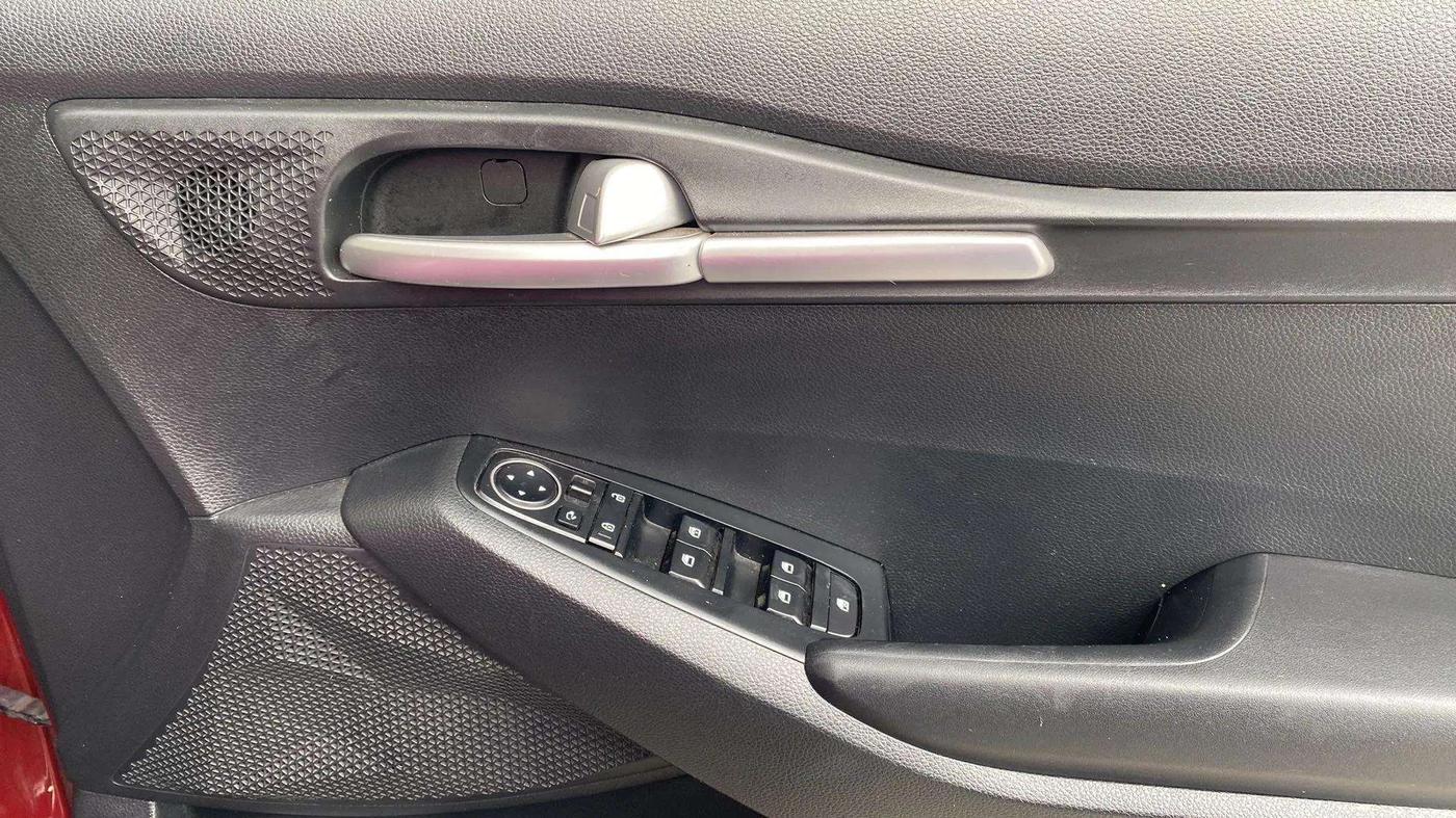 2022 KIA SELTOS HTK PLUS 1.5, Petrol, Manual, 20,158 km, Driver Side Door Panels Control