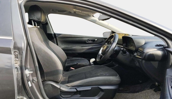 2020 Hyundai NEW I20 ASTA 1.2 MT, Petrol, Manual, 61,488 km, Right Side Front Door Cabin