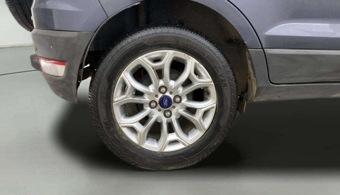 2013 Ford Ecosport TITANIUM 1.5L DIESEL (OPT), Diesel, Manual, 1,19,324 km, Right Rear Wheel