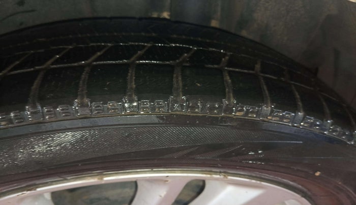 2012 Maruti Swift ZDI, Diesel, Manual, 78,615 km, Left Rear Tyre Tread