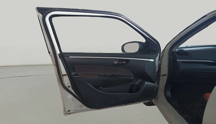 2012 Maruti Swift ZDI, Diesel, Manual, 78,615 km, LHS Front Door
