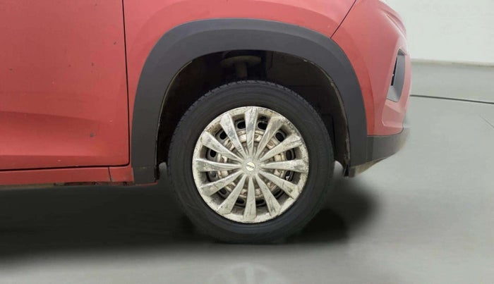 2018 Mahindra KUV 100 NXT K2 D 6S, Diesel, Manual, 38,661 km, Right Front Wheel