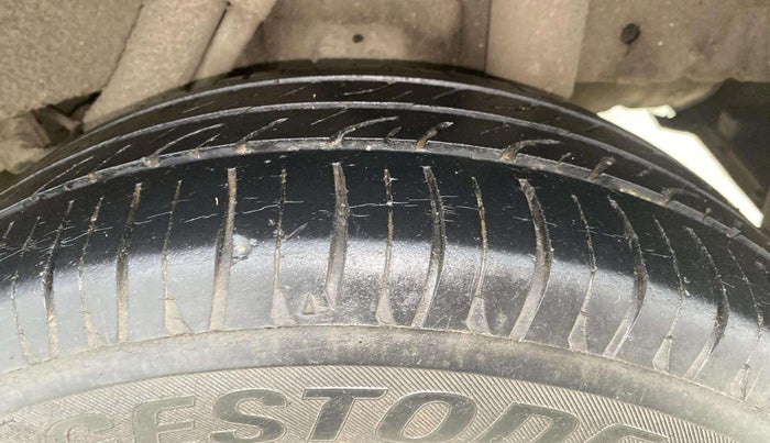 2018 Mahindra KUV 100 NXT K2 D 6S, Diesel, Manual, 38,661 km, Left Rear Tyre Tread