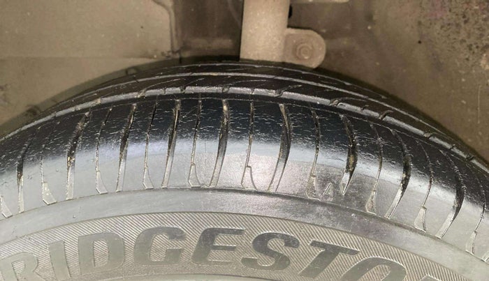 2018 Mahindra KUV 100 NXT K2 D 6S, Diesel, Manual, 38,661 km, Left Front Tyre Tread