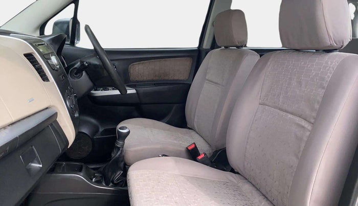 2013 Maruti Wagon R 1.0 VXI, Petrol, Manual, 89,471 km, Right Side Front Door Cabin