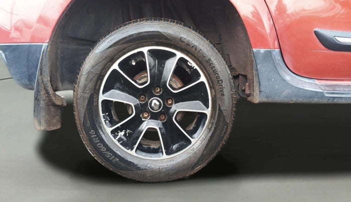 2016 Renault Duster 85 PS RXL DIESEL, Diesel, Manual, 1,03,849 km, Right Rear Wheel