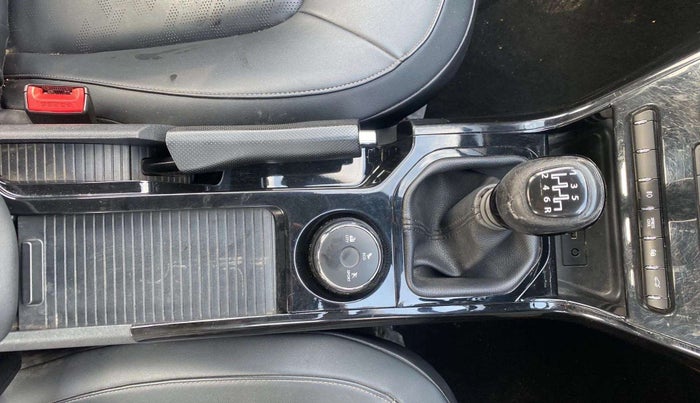 2021 Tata NEXON XZ PLUS (O) PETROL DARK EDITION, Petrol, Manual, 64,095 km, Gear Lever