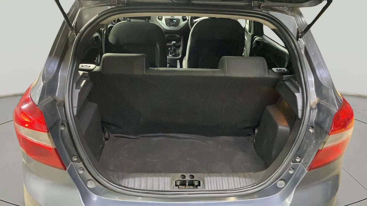 2018 Ford New Figo TITANIUM1.5 DIESEL, Diesel, Manual, 77,199 km, Boot Inside