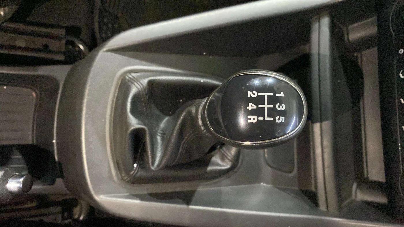 2018 Ford New Figo TITANIUM1.5 DIESEL, Diesel, Manual, 77,199 km, Gear Lever