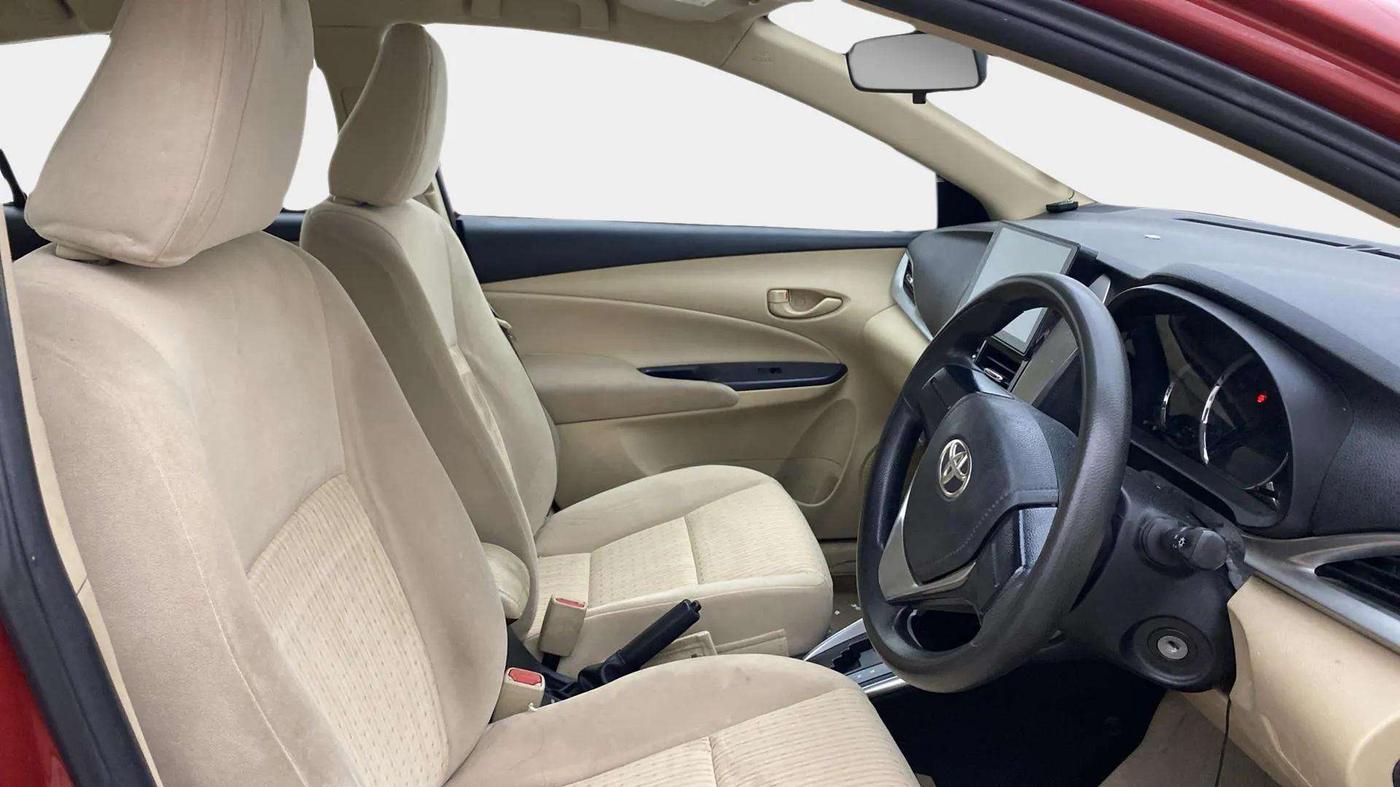 2018 Toyota YARIS J CVT, Petrol, Automatic, 80,397 km, Right Side Front Door Cabin