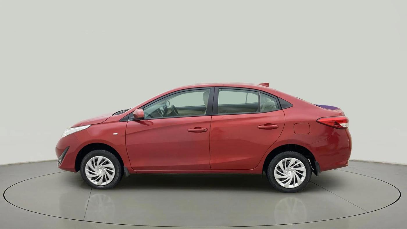 2018 Toyota YARIS J CVT, Petrol, Automatic, 80,397 km, Left Side