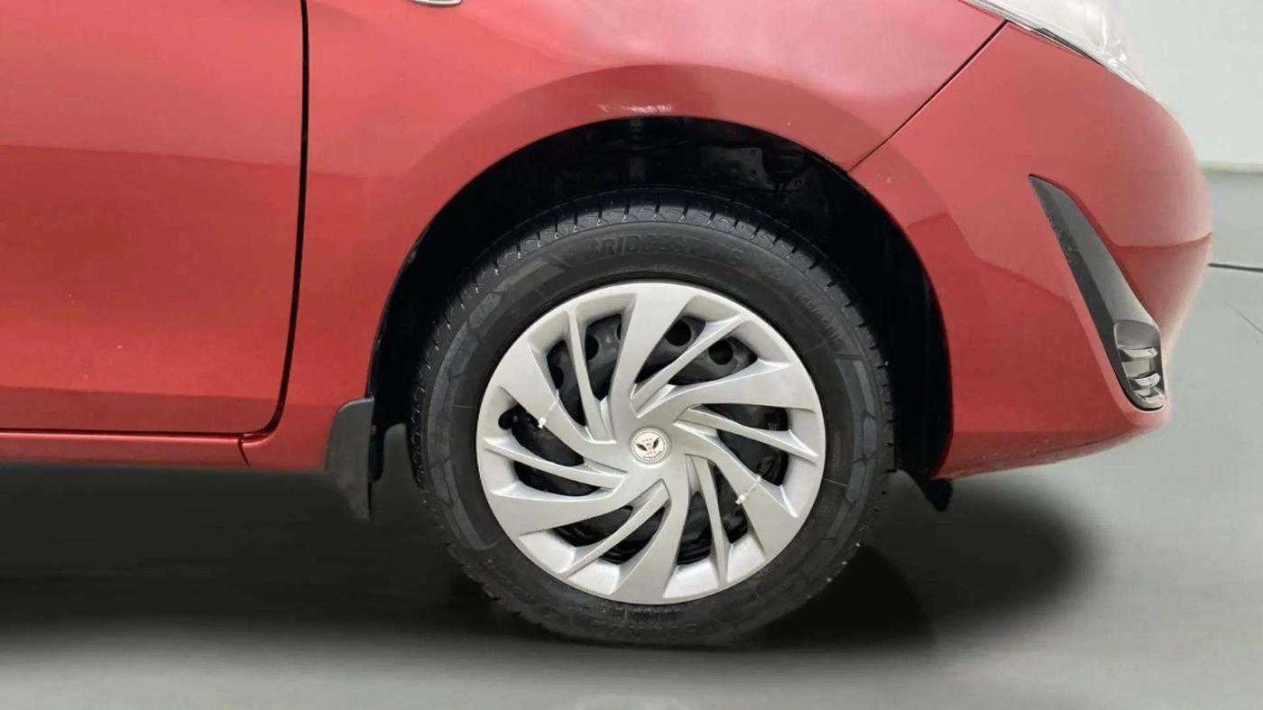 2018 Toyota YARIS J CVT, Petrol, Automatic, 80,397 km, Right Front Wheel