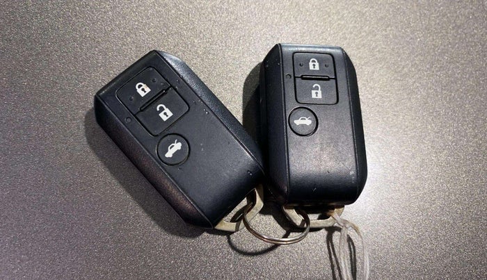 2019 Maruti Dzire ZXI PLUS, Petrol, Manual, 40,393 km, Key Close Up