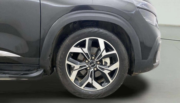 2024 KIA SELTOS  GTX Plus 1.5 Turbo Petrol DCT, Petrol, Automatic, 15,873 km, Right Front Wheel