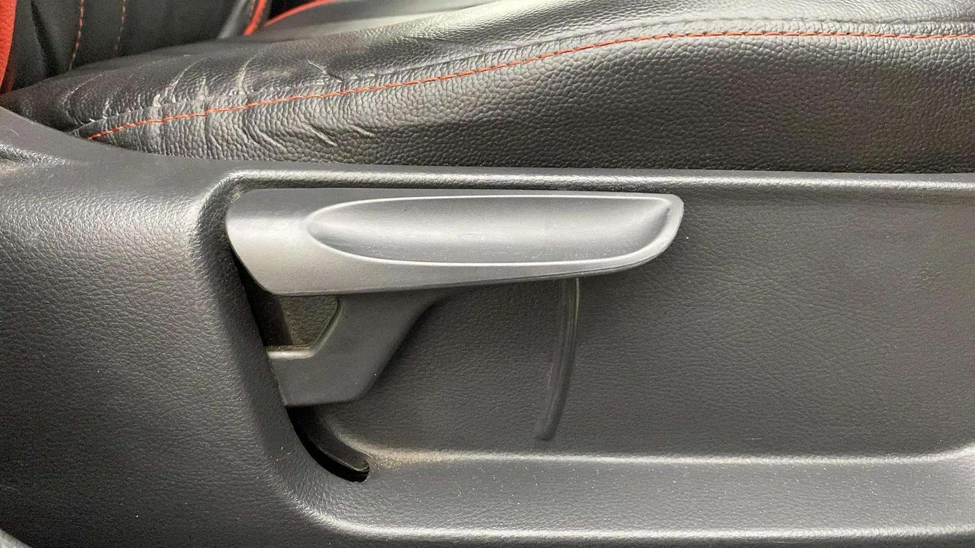 2015 Volkswagen Polo GT TSI AT, Petrol, Automatic, 55,578 km, Driver Side Adjustment Panel