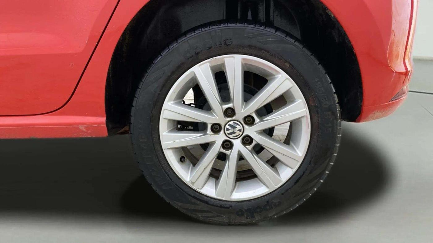 2015 Volkswagen Polo GT TSI AT, Petrol, Automatic, 55,578 km, Left Rear Wheel