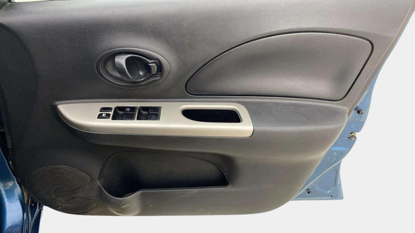 2018 Nissan Micra Active XL O, CNG, Manual, 1,34,732 km, Driver Side Door Panels Control