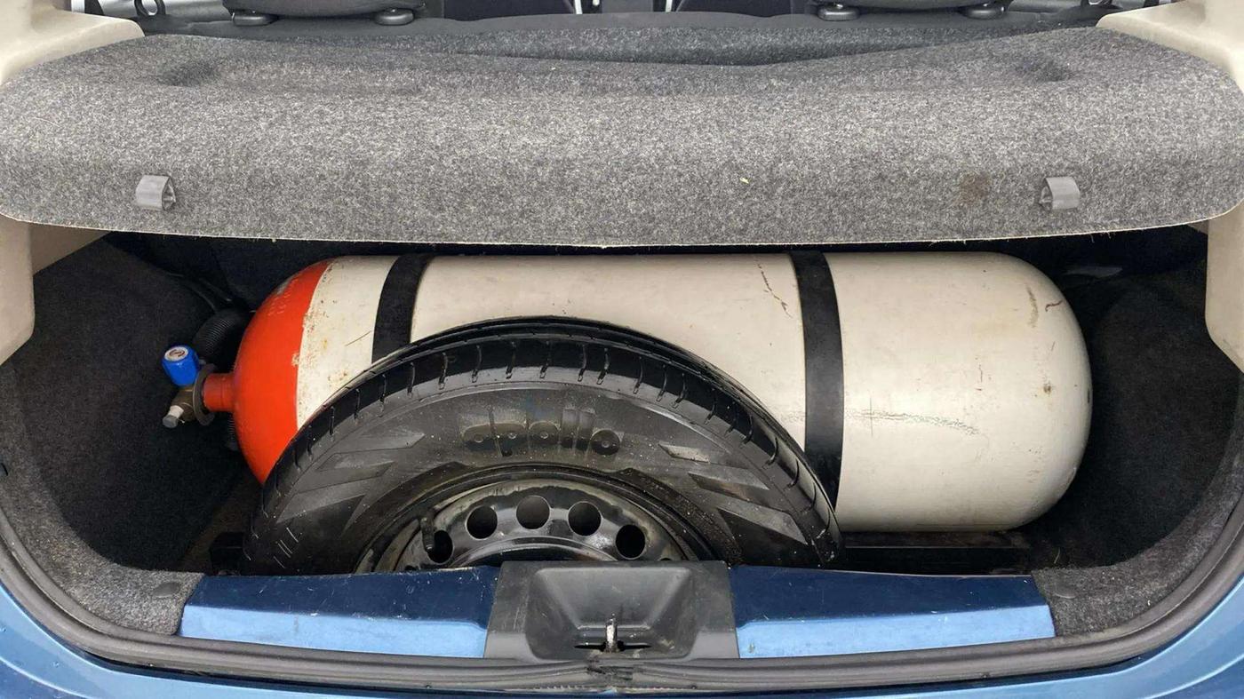 2018 Nissan Micra Active XL O, CNG, Manual, 1,34,732 km, Boot Inside