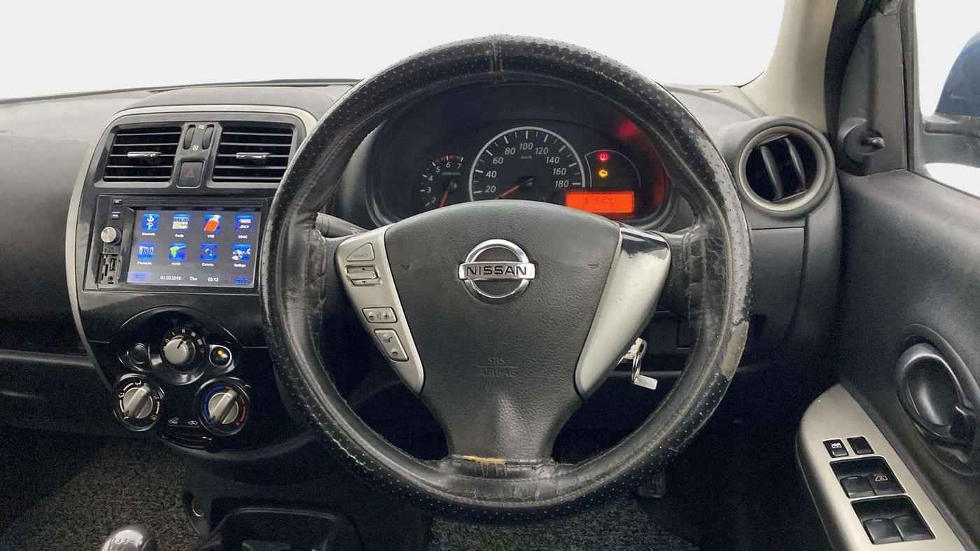 2018 Nissan Micra Active XL O, CNG, Manual, 1,34,732 km, Steering Wheel Close Up