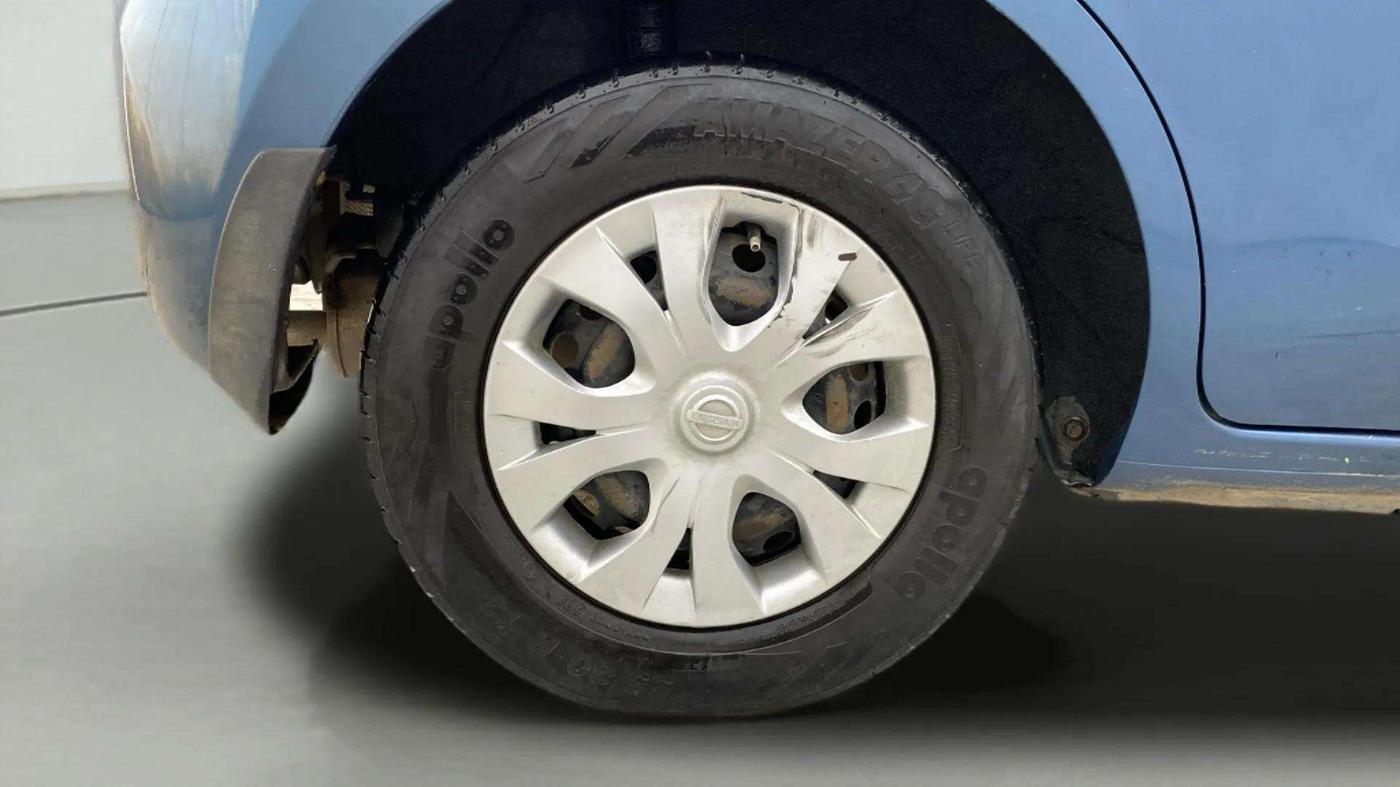 2018 Nissan Micra Active XL O, CNG, Manual, 1,34,732 km, Right Rear Wheel