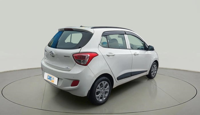 2016 Hyundai Grand i10 SPORTZ 1.2 KAPPA VTVT, Petrol, Manual, 79,116 km, Right Back Diagonal