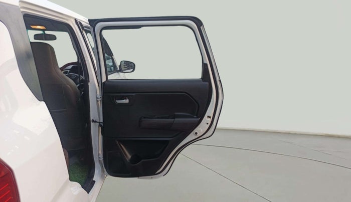 2021 Maruti New Wagon-R VXI 1.0, Petrol, Manual, 30,135 km, RHS Rear Door