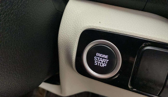 2021 KIA SONET HTX 1.0 IMT, Petrol, Manual, 64,226 km, Keyless Start/ Stop Button