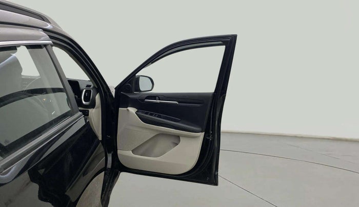 2021 KIA SONET HTX 1.0 IMT, Petrol, Manual, 64,226 km, RHS Front Door