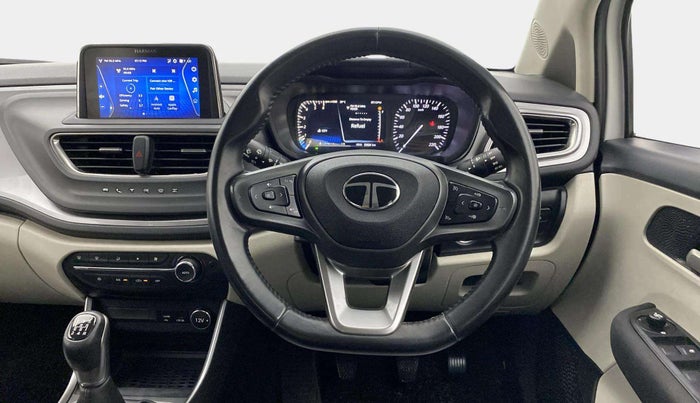 2024 Tata ALTROZ  XZ PLUS (S) , Diesel, Manual, 33,903 km, Steering Wheel Close Up