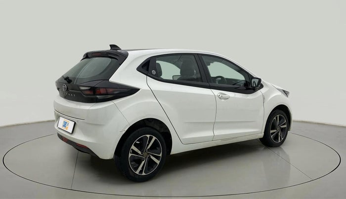 2024 Tata ALTROZ  XZ PLUS (S) , Diesel, Manual, 33,903 km, Right Back Diagonal