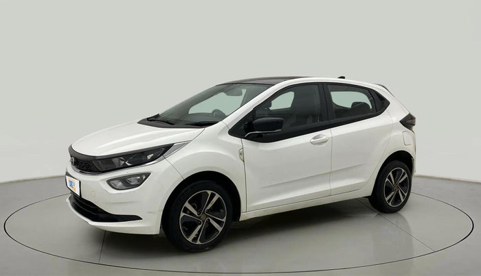 2024 Tata ALTROZ  XZ PLUS (S) , Diesel, Manual, 33,903 km, Left Front Diagonal