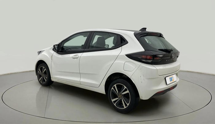 2024 Tata ALTROZ  XZ PLUS (S) , Diesel, Manual, 33,903 km, Left Back Diagonal