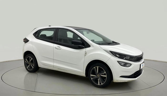 2024 Tata ALTROZ  XZ PLUS (S) , Diesel, Manual, 33,903 km, Right Front Diagonal