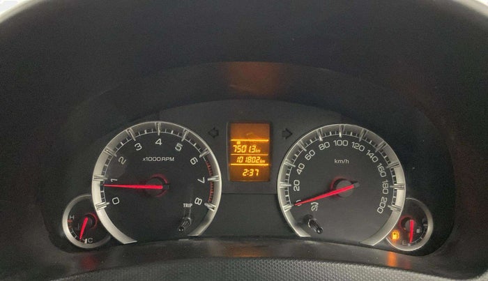 2017 Maruti Swift VXI O, Petrol, Manual, 1,01,798 km, Odometer Image