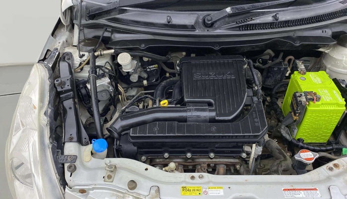 2017 Maruti Swift VXI O, Petrol, Manual, 1,01,798 km, Engine View - Right