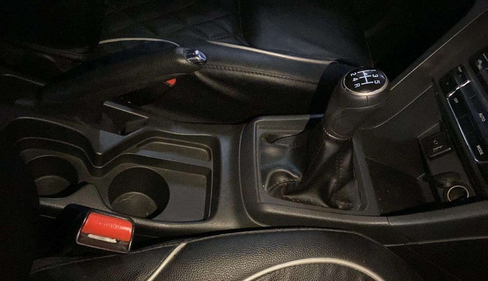 2016 Maruti Vitara Brezza ZDI, Diesel, Manual, 45,589 km, Gear Lever