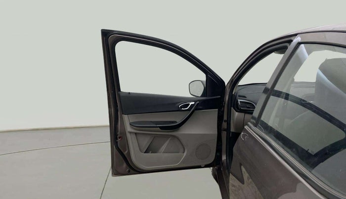 2019 Tata Tiago XZ PETROL, Petrol, Manual, 76,182 km, LHS Front Door